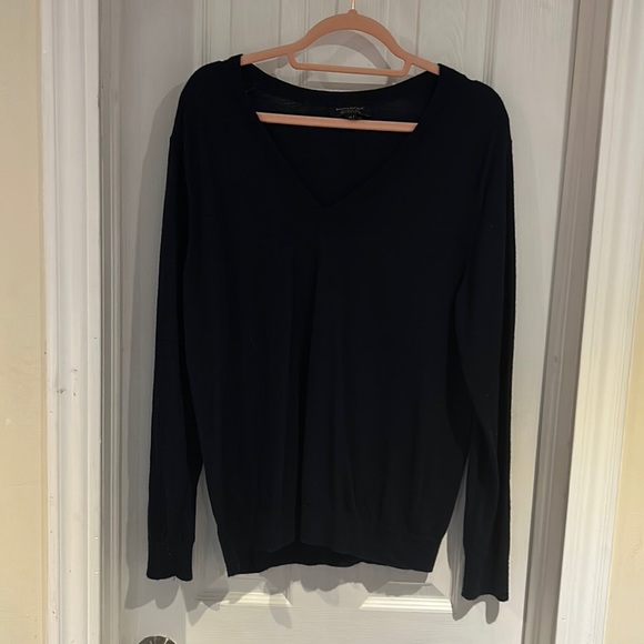 Banana Republic xl sweater - Picture 1 of 3